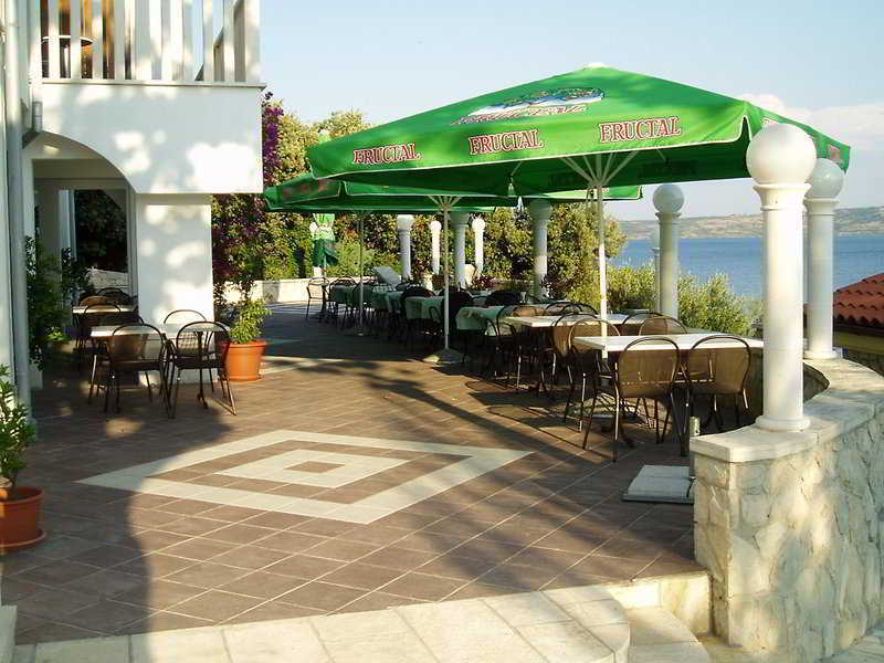 Hotel Lucija 4*