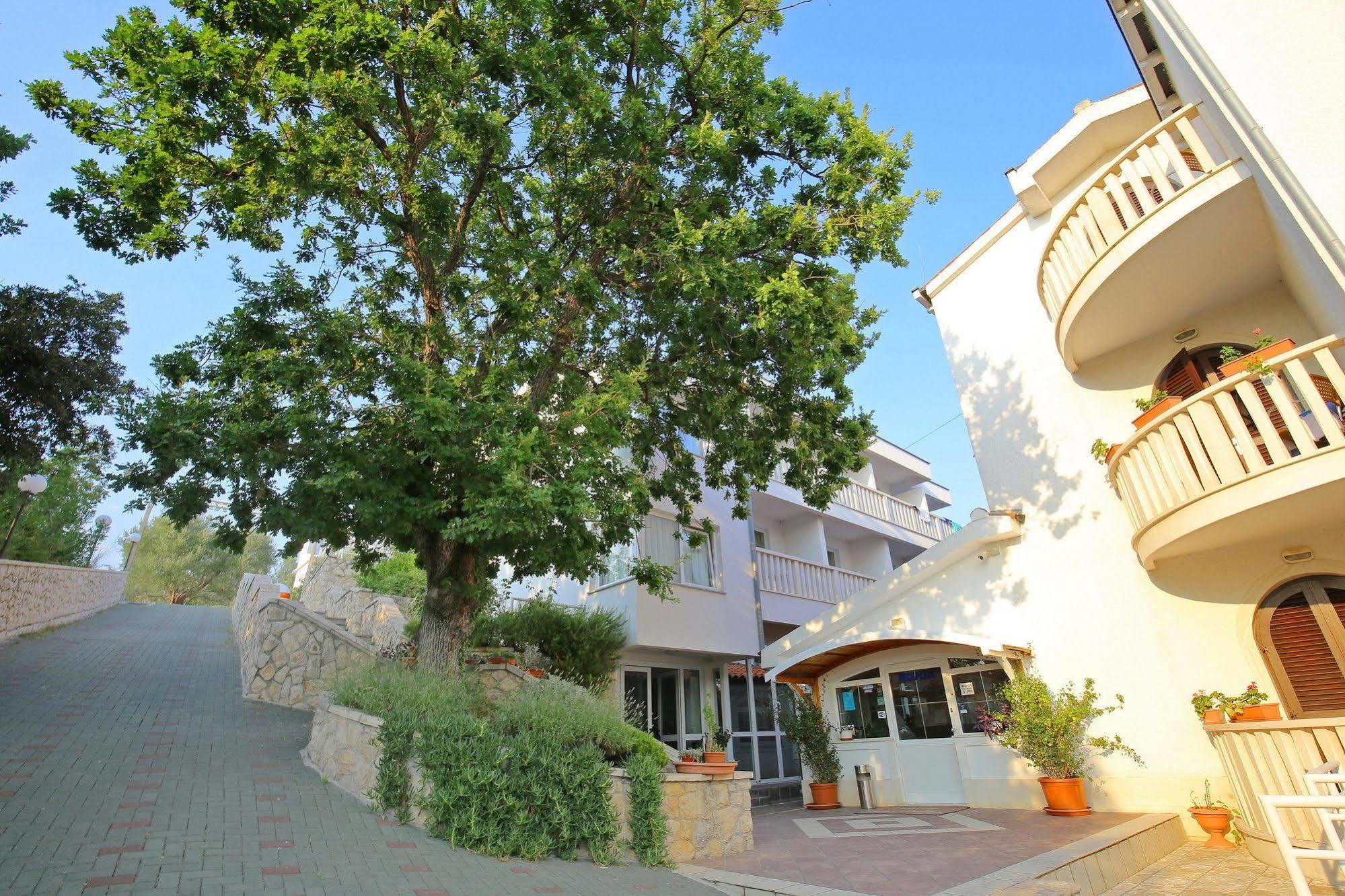 Lucija 4* Posedarje